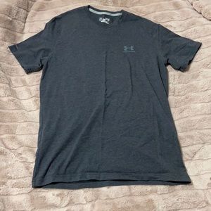 Men’s under armour tshirt